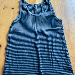 Gap tank top